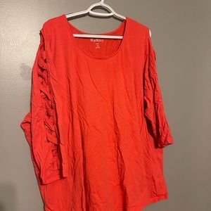 Cold shoulder, lattice sleeve